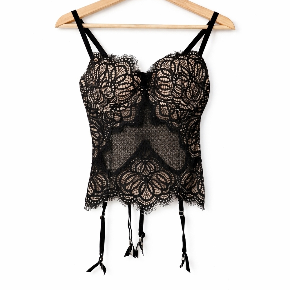 Victoria’s Secret Black Lace Bustier Corset Garter 36C NWT